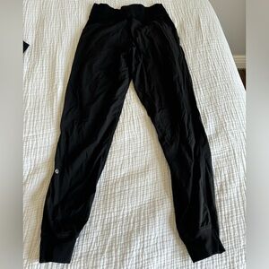 Lululemon Dance Studio Mid-Rise Jogger
Full Length, Black, Size 4